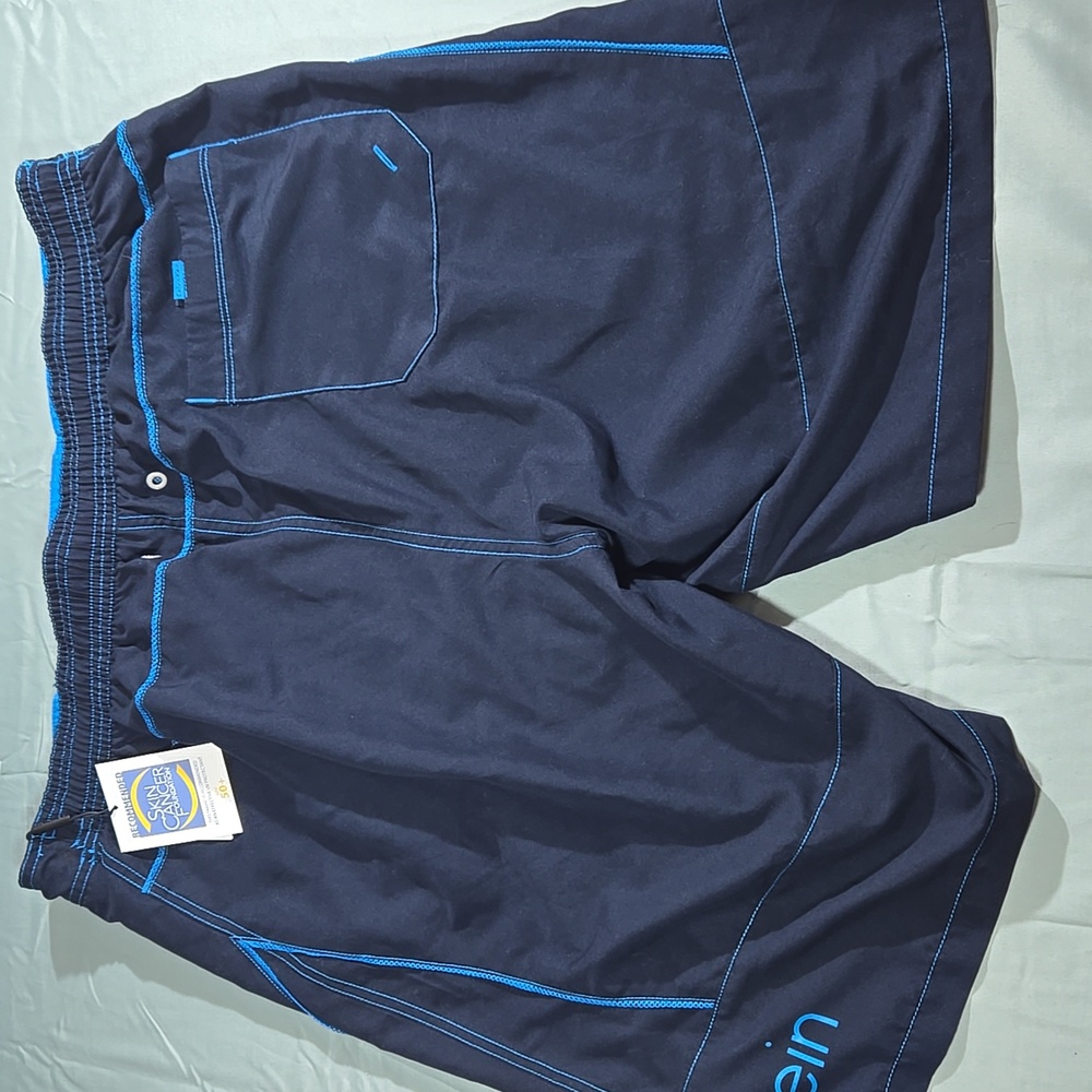 Calvin Klein XL 50+ UPF/SPF Quick Dry Navy and Blue Board Shorts Swim Trunks - Picture 6 of 7